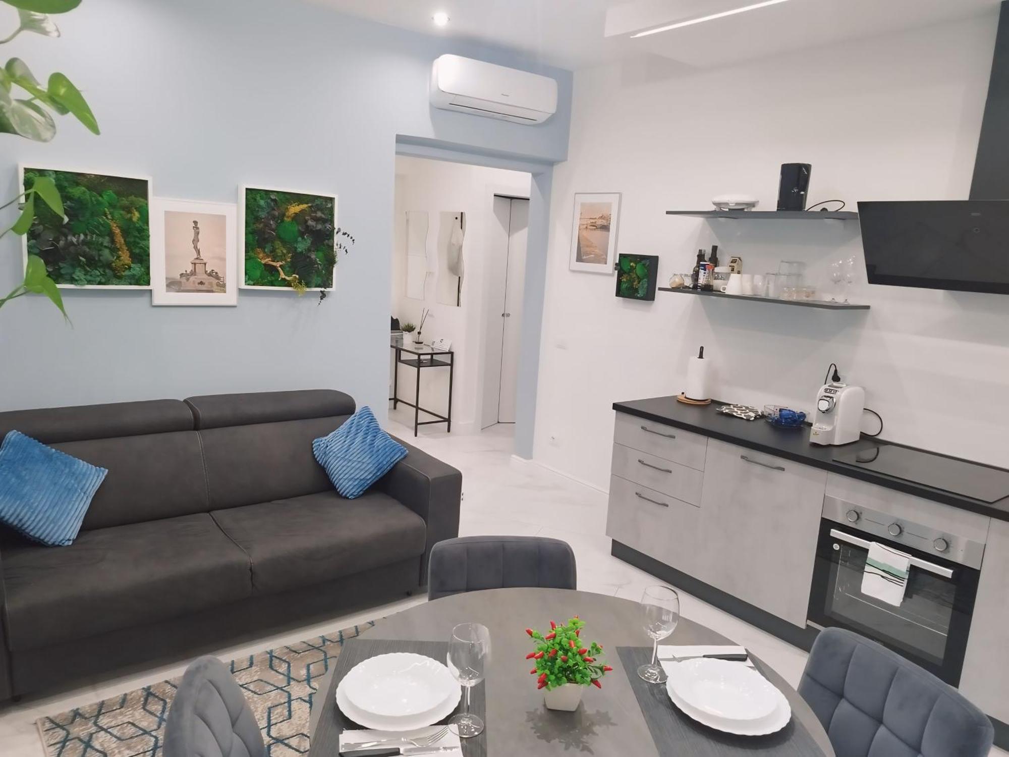 Sky Downtown Smn ,train Station,2 Letti,balcone * Firenze