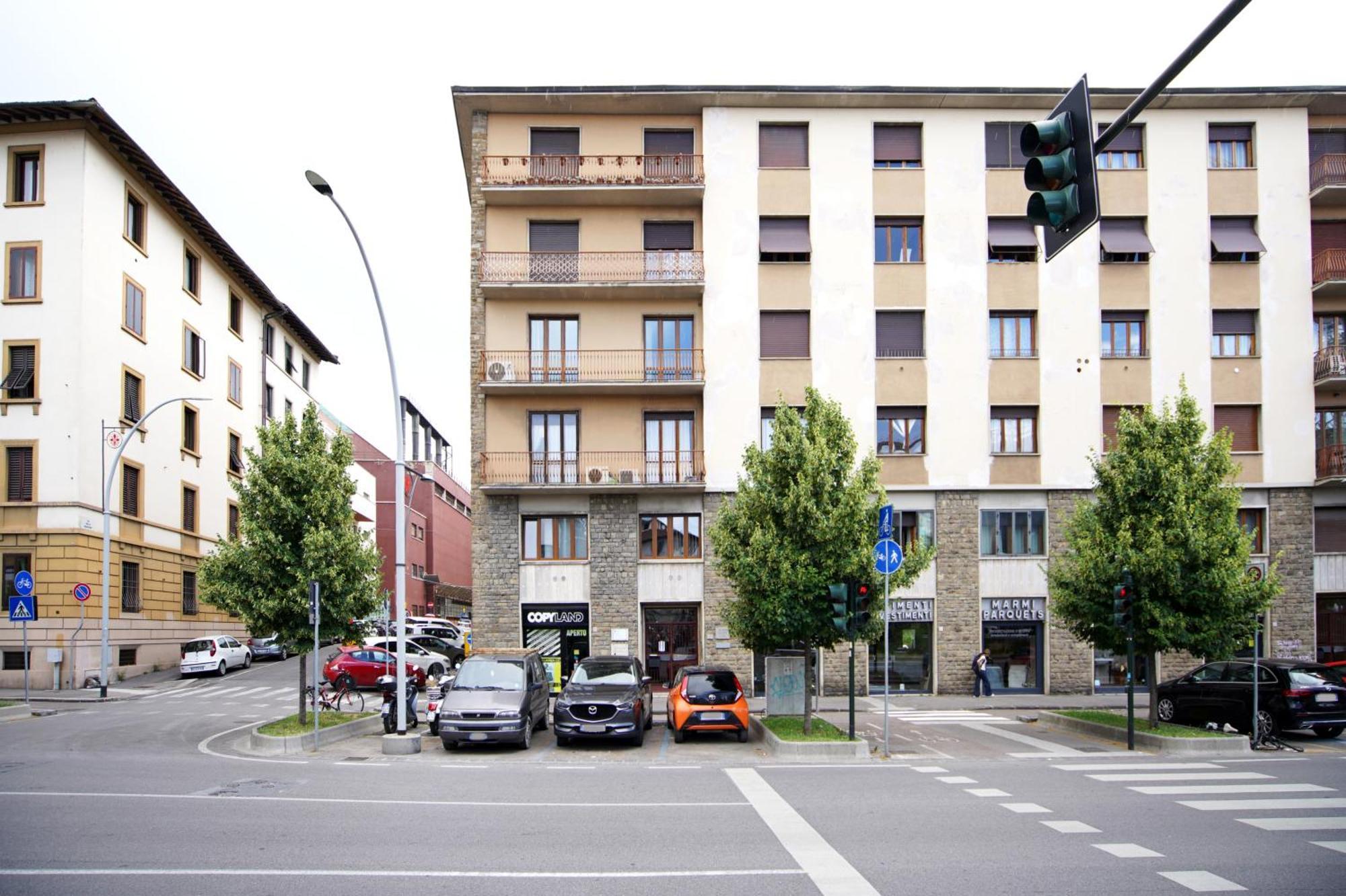 Sky Downtown Smn ,train Station,2 Letti,balcone Appartamento Firenze
